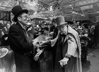 С фестиваля "Диккенс" / ......