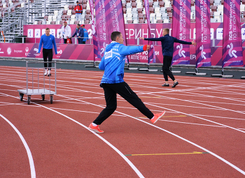 Let's dance Disco / разминка перед метанием диска