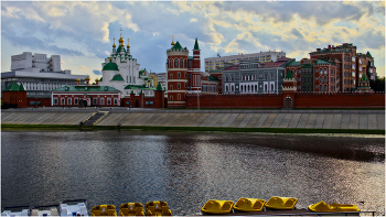 Вечереет / ***