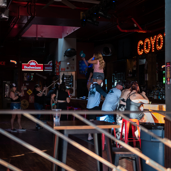 Сегодня будут танцы / ***