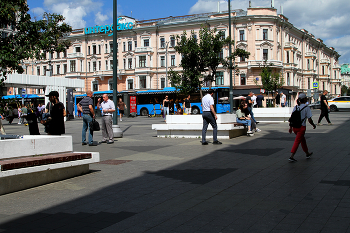 Триумфальная площадь / Триумфальная площадь в Москве. Июль 2024.
