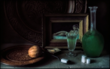 .... Тайна абсента ..... / предметная композиция