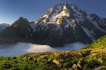 Утро в горах Кавказа / Пшиш