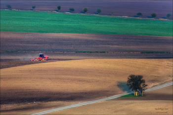// ГУСЕНИЦА // / Полевые работы