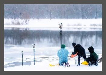 А снег кружит... / Зима