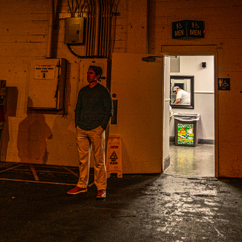 Красная комната / .....