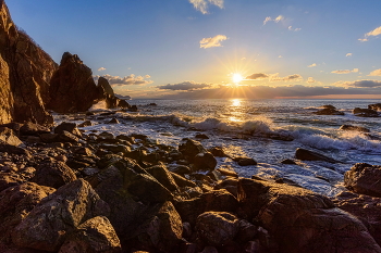 Солнце взошло... / Продолжение серии с мартовской прогулки в бухте Клоково.