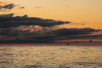 Багряный закат / ***