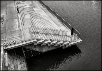 .... Два одиночества... / уличный сюжет