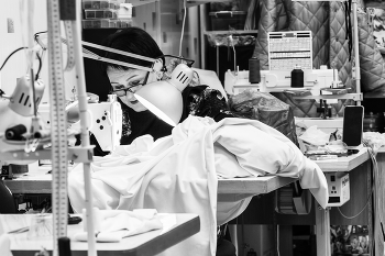 Работа кипит. / ***