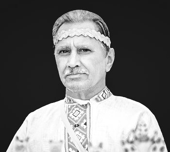 Портрет в традиционном народном образе. / ***