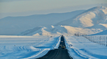 Дороги, которые выбираем ... / Меж отрогов Саянского горного хребта.
Хакасия, близ Абакана. Красноярский край.