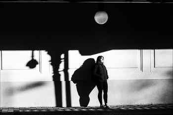 этюд со светильником погожим солнечным днём / ***