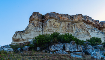 &nbsp; / на Белой скале