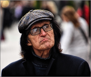 .... Портрет горожанина.... / уличный портрет мужчины