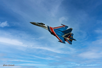 "Витязи над Уфой." / Участник тематического конкурса 35AWARDS: Синий + белый. По
результатам основного голосования работа "Витязи над Уфой."
вошла в TOP 15% лучших фотографий конкурса. Также, автор
вошел в TOP 28% лучших фотографов конкурса. Всего участие
приняло 3053 человека из 96 стран и 965 городов. В общей
сложности на конкурс было подано 13363 фотографии.