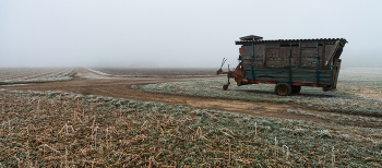 Замерзшее поле / ***