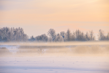 Невесомость / Слоистый туман близ Воронино