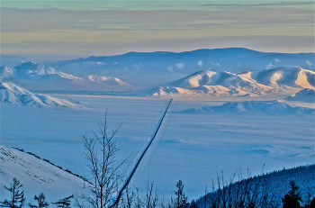 Дорога на Кызыл / Вид на Турано-Уюкскую котловину... 
Юго-восточная оконечность Уюкского хребта — отрога Западного Саяна.
