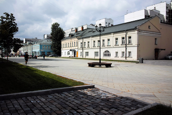 Школьная улица / Школьная улица в Москве. Август 2024.