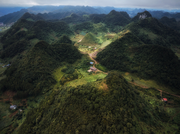 В горах Северного Вьетнама / Вьетнам. Провинция Май Чау. 04 ноября 2025