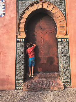 Про любопытного мальчишку / ***