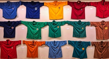 &nbsp; / Valls - Museu casteller (camises colles) - Alt Camp