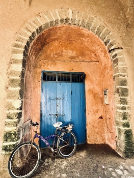 &nbsp; / Entrance to a traditional house in Marrakesh
