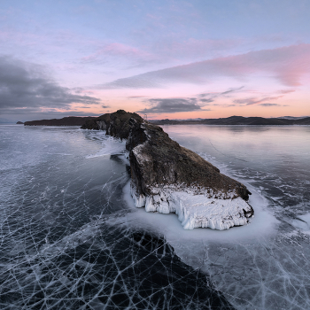 "Мыс Кобылья голова" / Мыс Кобылья Голова – западная оконечность острова Ольхон. Иркутская область, Байкал