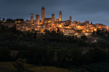 на рассвете / ***