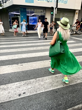 Зеленый свет / ***