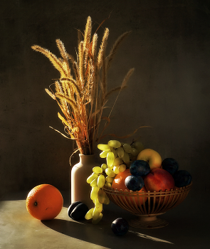 Угостила осень / В свете осени