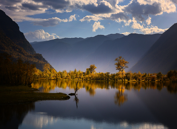 Зеркало заката... / Ю.Б.Т.О. Южный берег Телецкого озера.Алтай.Сентябрь_2025г.
