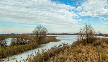 Ворота в озеро. / ***