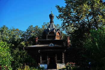 Монастырский Скит в Сокольниках. / Храм Св. Тихона Задонского у Лебяжьего пруда.