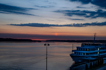 Пристань на Волге / ***