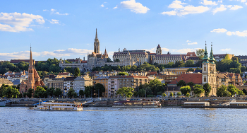 Берег Буды / Венгрия, Будапешт, Берег Буды в лучах заходящего Солнца, Дунай