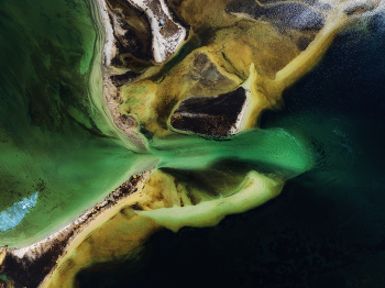 Начало... реки Омулёвка, далее Колыма... / Озеро Момонтай. Колыма. Магаданская область. 04 июня 2025