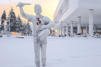 Пионер... / ***