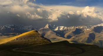 Утро в горах Кавказа / Конжол
