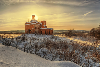 ... наступает январский вечер ... / ***