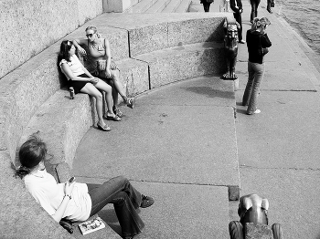 1ж / Санкт-Петербург, Университетская наб., август 2005 г.