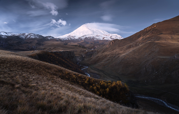 Эльбру / Г. Эльбрус, урочище Джилы Су, Кабардино-Балкарская республика