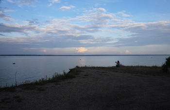 Вечер на берегу Волги / ***