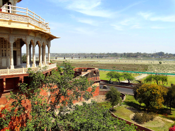 Из Агро-форда видна река Ямуна и её долина / Из Агро-форда видна река Ямуна и её долина