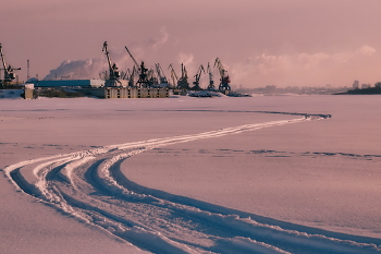 Морозным вечером. / Томская область.