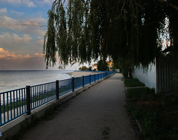 Набережная в Хвалынске / ***