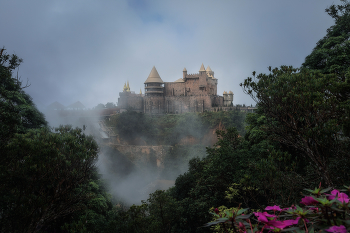 Парк развлечений Sun World Ba Na Hills / Дананг. Вьетнам. 10 ноября 2025