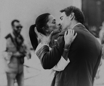 Я растворяюсь нежностью в тебе / ...