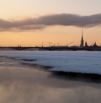 Парящий Петербург. / ***